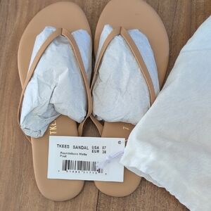 TKEES Matte Pout Sandals